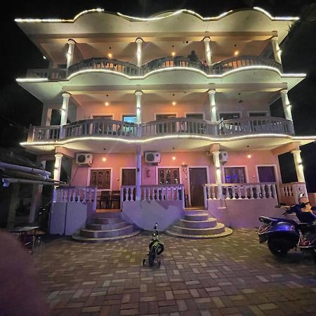 Calangute Bay Hotel Buitenkant foto